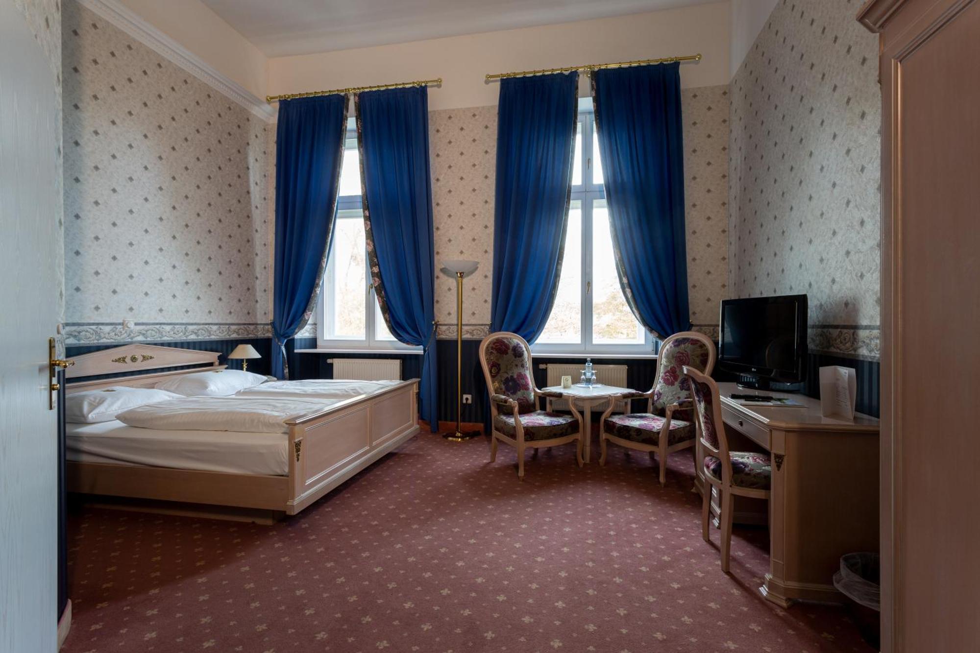 Seeschloss Hotel 4*